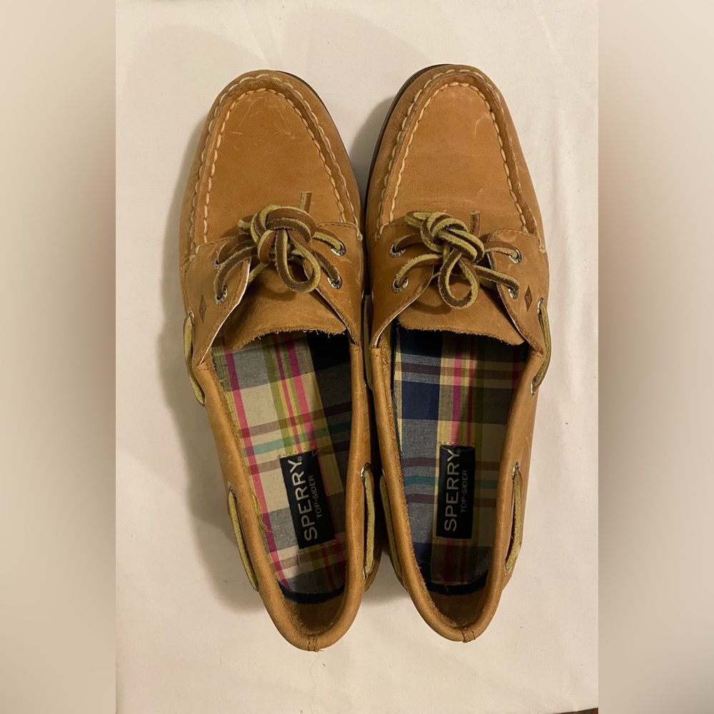 Sperry Authentic Original Boat Shoe Tan. Women’s Size 8M.